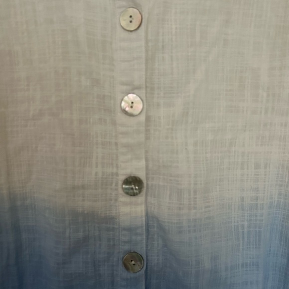 Blue Ombre Sleeveless Top - Picture 4 of 7